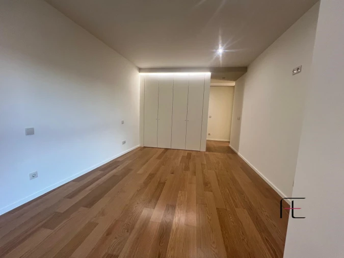 Apartamento T3 para Venda em Cidade da Maia Foto 12
