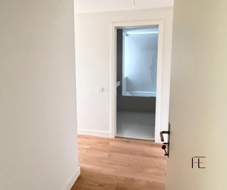 Apartamento T2 para Arrendamento em Canidelo Foto 7