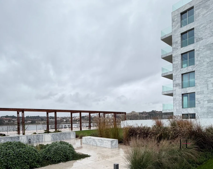 Apartamento T2 para Arrendamento em Canidelo Foto 15