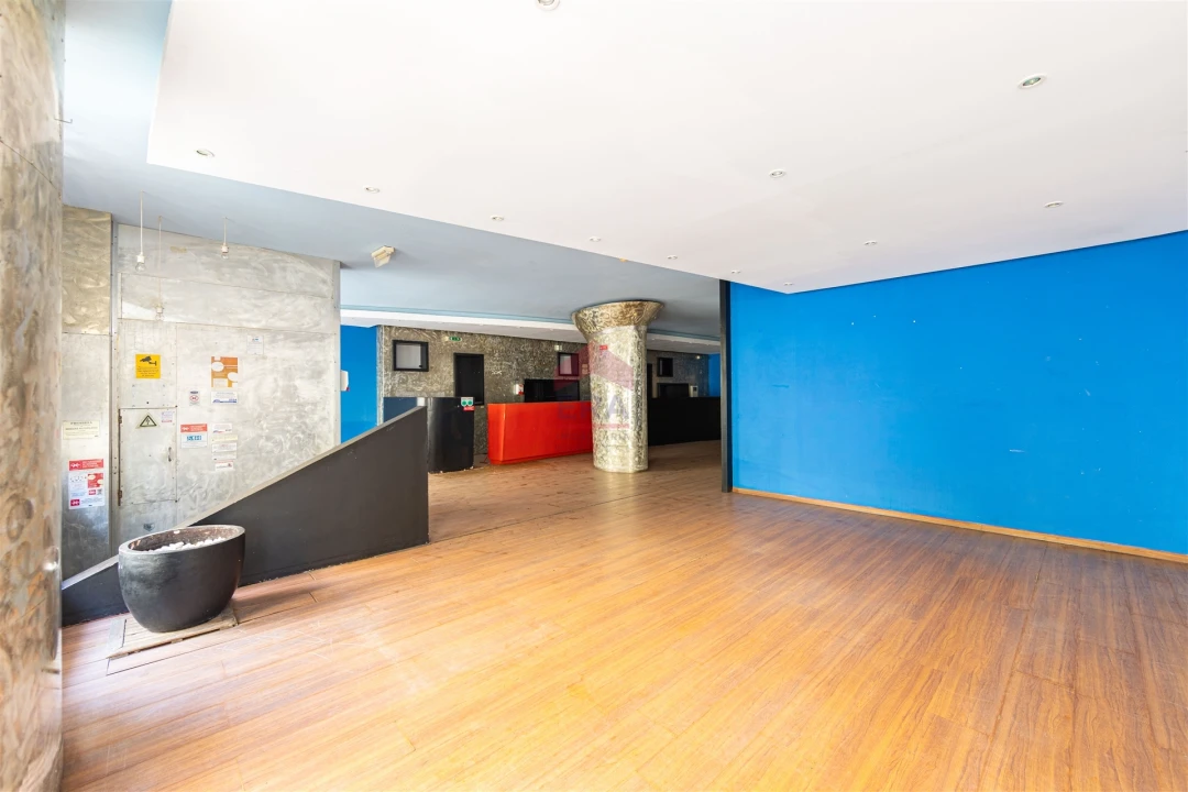 Loja para Venda em Monte Gordo Foto 7