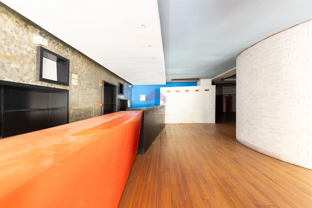 Loja para Venda em Monte Gordo Foto 2