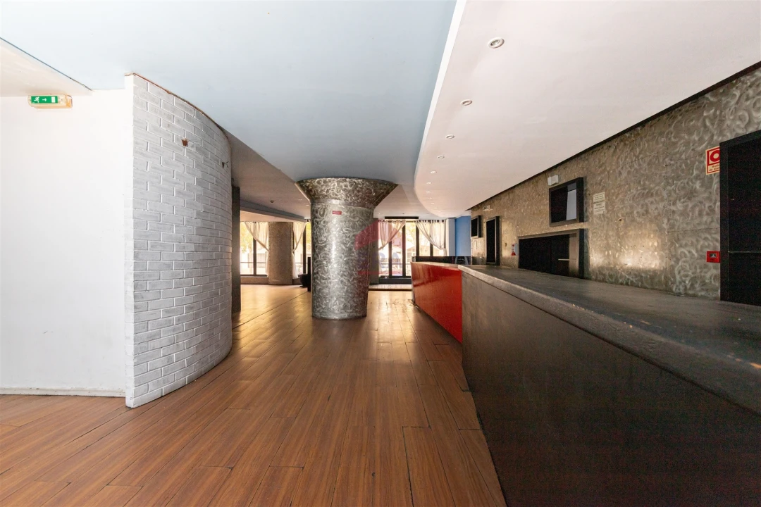 Loja para Venda em Monte Gordo Foto 8