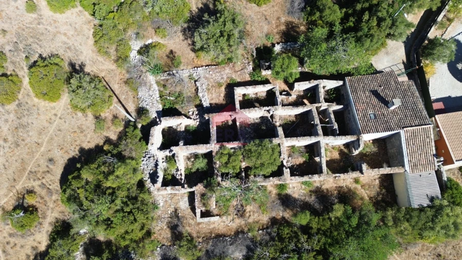 Moradia T4 para Venda em São Brás de Alportel Foto 3