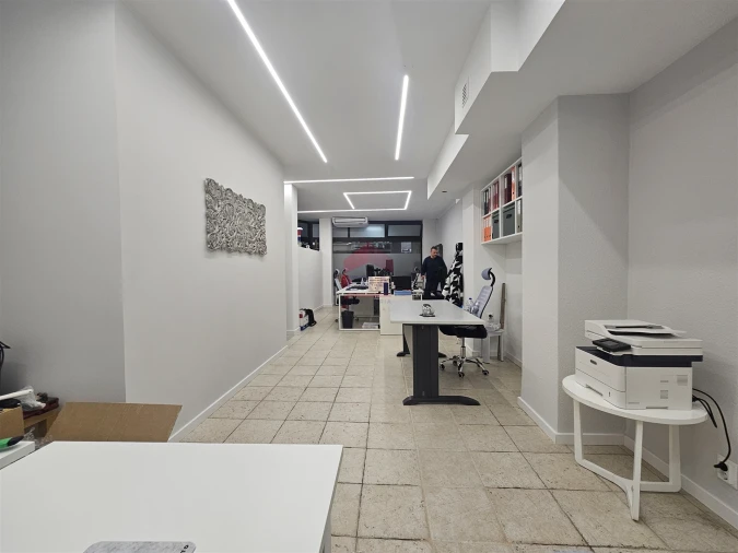 Loja para Venda em Faro (Sé e São Pedro) Foto 8