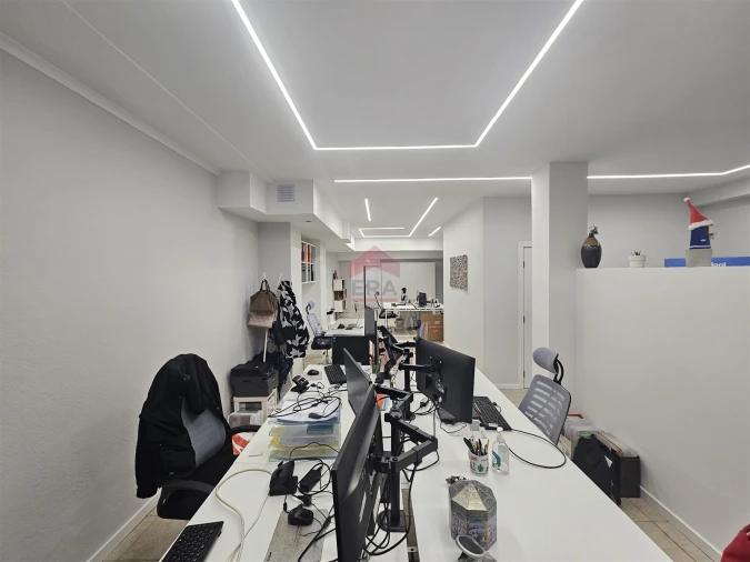 Loja para Venda em Faro (Sé e São Pedro) Foto 11