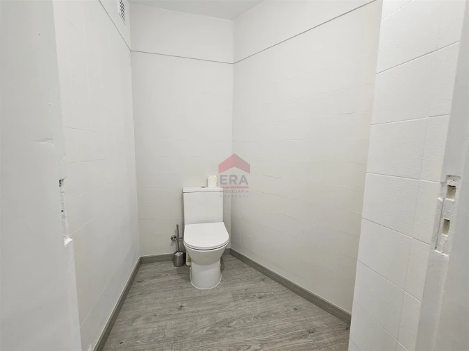 Loja para Venda em Faro (Sé e São Pedro) Foto 5