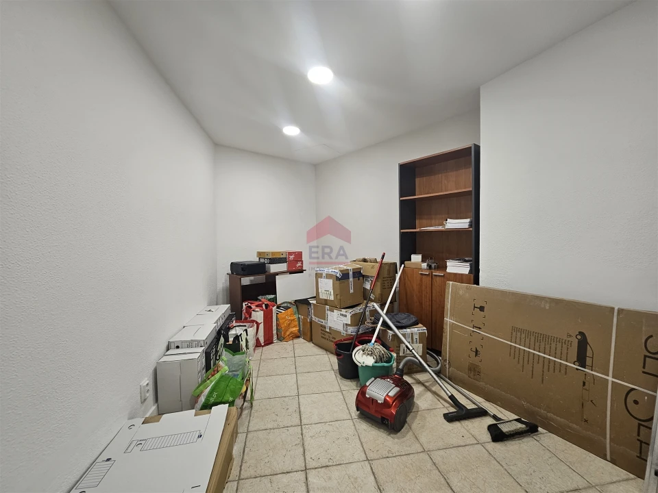 Loja para Venda em Faro (Sé e São Pedro) Foto 7