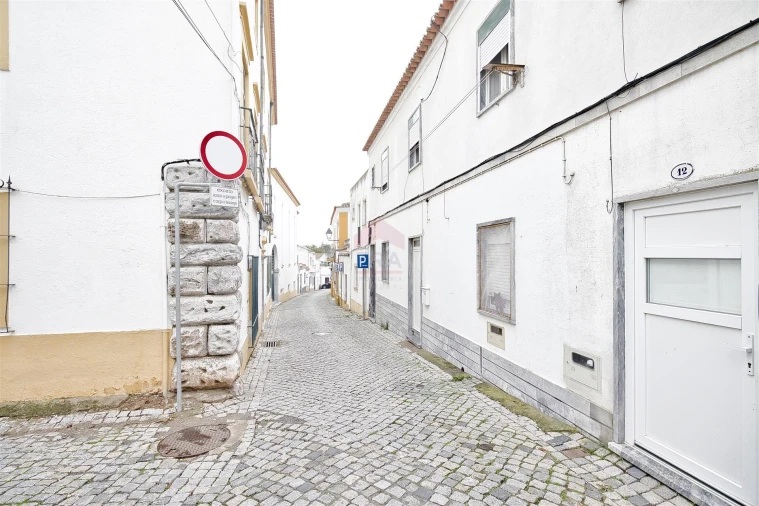 Moradia T1 para Venda em Beja (Salvador e Santa Maria da Feira) Foto 2