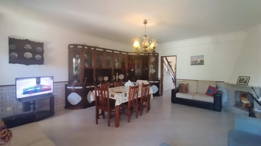 Moradia T3 para Venda em Altura Foto 2