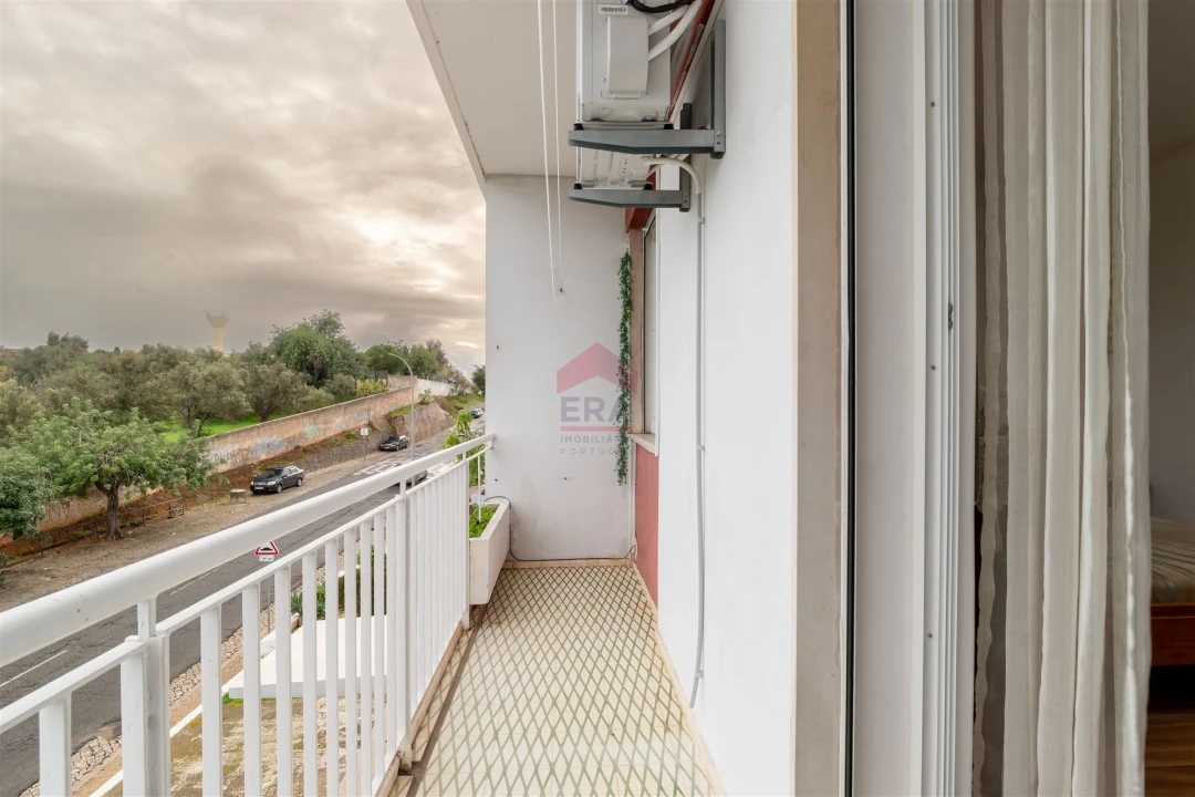 Apartamento T0 para Venda em Faro (Sé e São Pedro) Foto 17