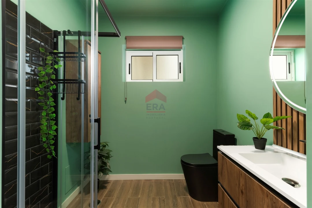 Apartamento T0 para Venda em Faro (Sé e São Pedro) Foto 3