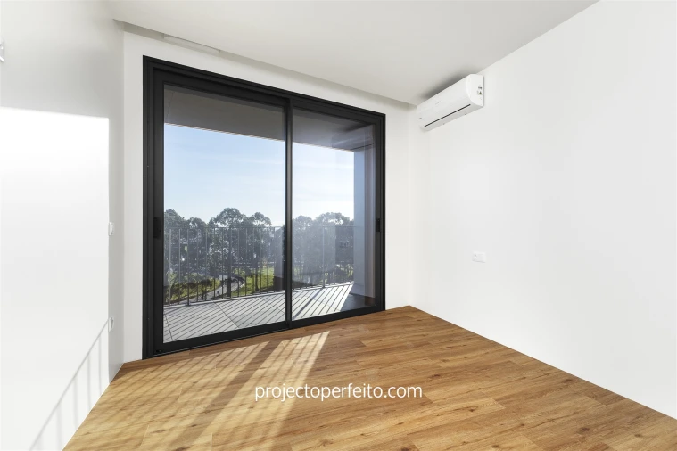 Apartamento T2 para Arrendamento em Santa Marinha e São Pedro da Afurada Foto 12