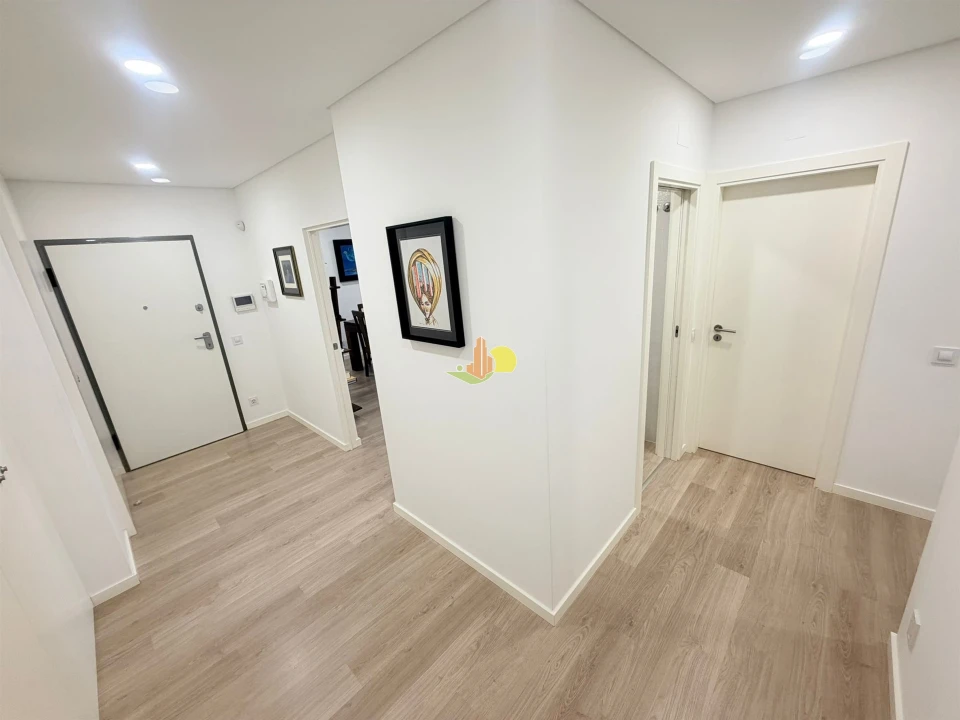 Apartamento T3 para Venda em Tavarede Foto 12
