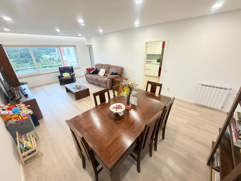 Apartamento T3 para Venda em Tavarede Foto 10