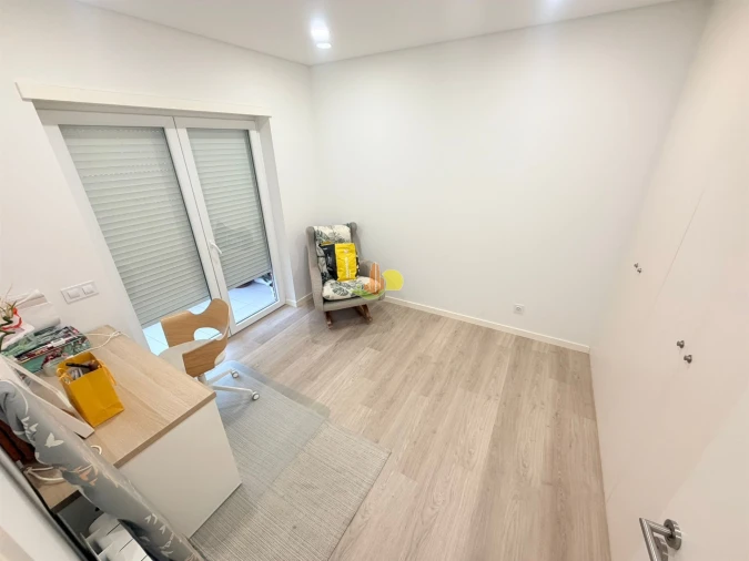 Apartamento T3 para Venda em Tavarede Foto 14