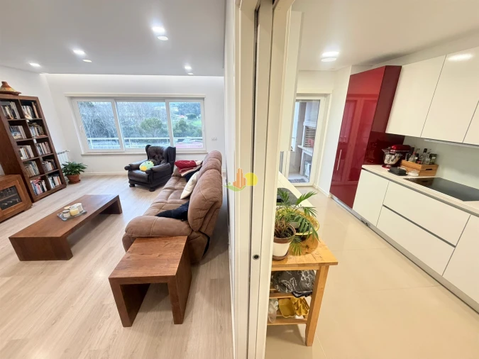 Apartamento T3 para Venda em Tavarede Foto 7