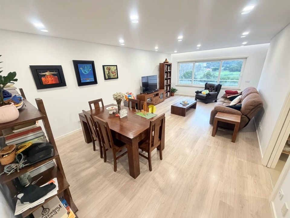 Apartamento T3 para Venda em Tavarede Foto 11