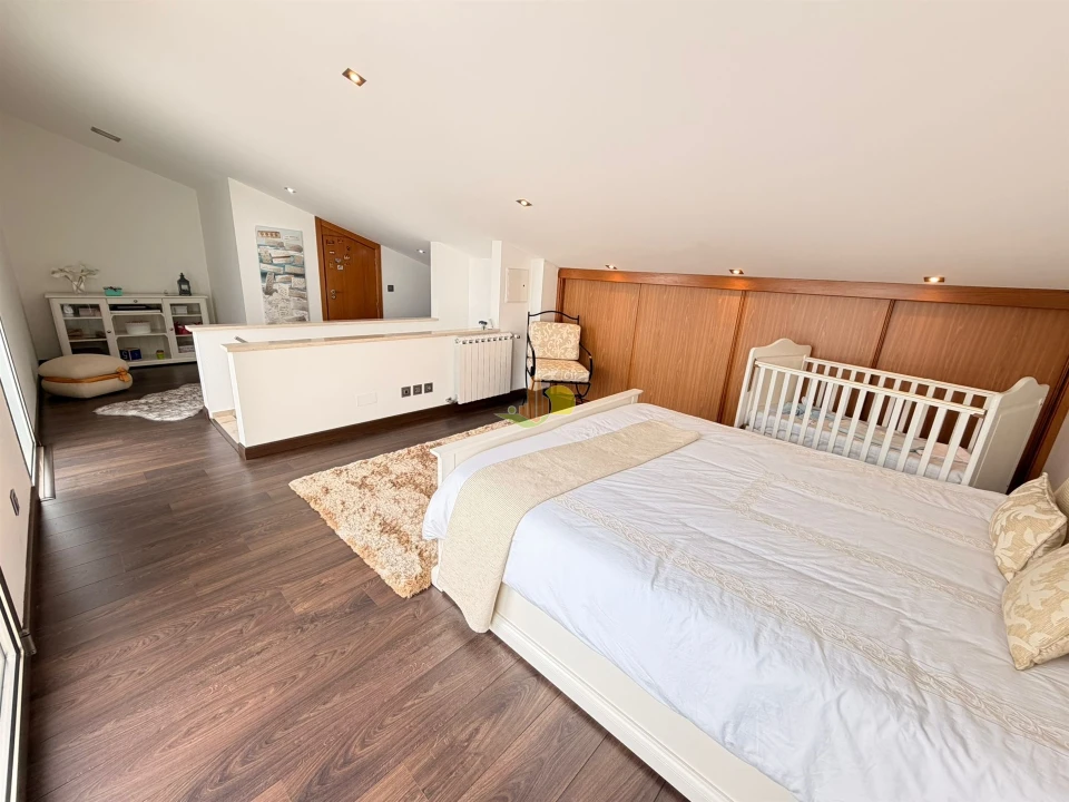 Moradia T4 para Venda em Tavarede Foto 35