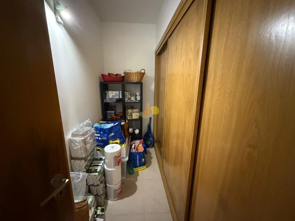 Moradia T4 para Venda em Tavarede Foto 44