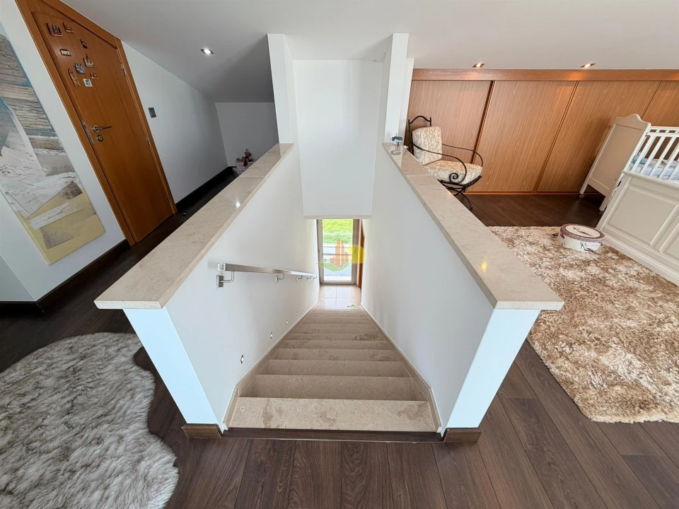 Moradia T4 para Venda em Tavarede Foto 34