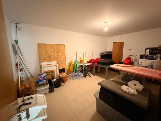 Moradia T4 para Venda em Tavarede Foto 49