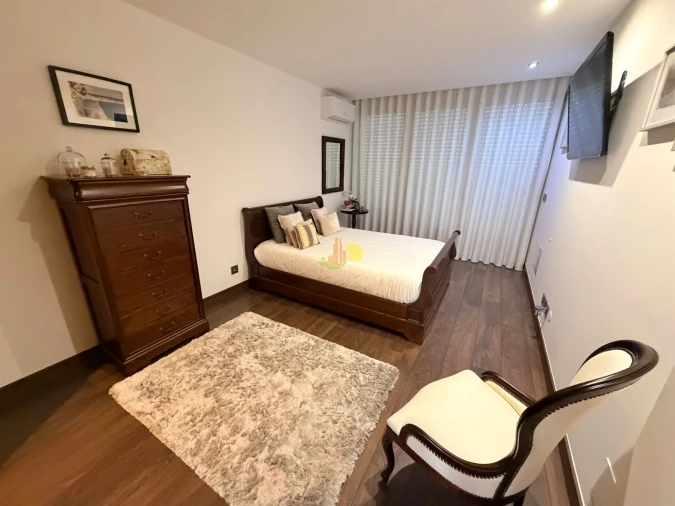 Moradia T4 para Venda em Tavarede Foto 17