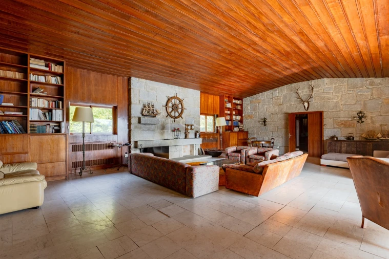 Moradia T5 para Venda em Foz do Sousa e Covelo Foto 18