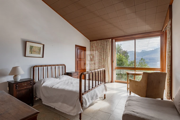 Moradia T5 para Venda em Foz do Sousa e Covelo Foto 28