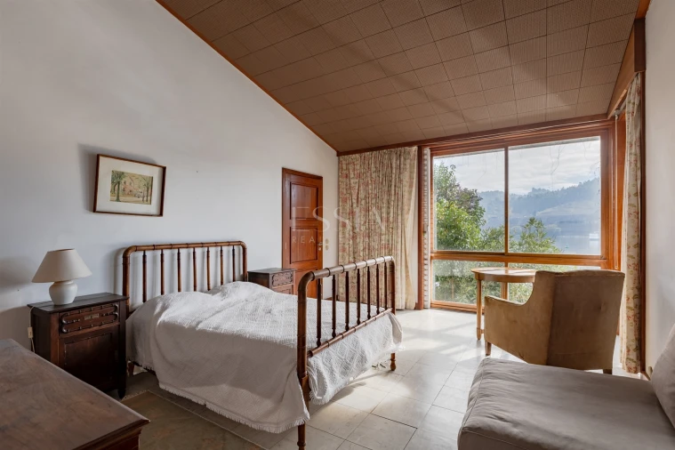 Moradia T5 para Venda em Foz do Sousa e Covelo Foto 27