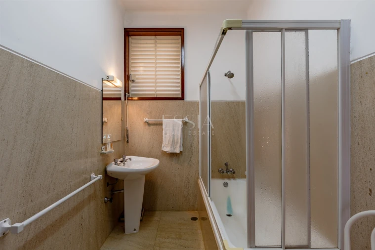 Moradia T5 para Venda em Foz do Sousa e Covelo Foto 23