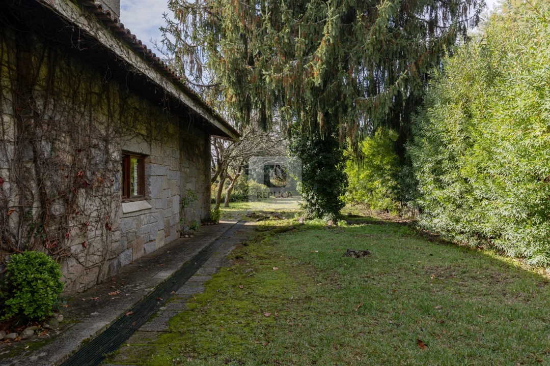 Moradia T5 para Venda em Foz do Sousa e Covelo Foto 52