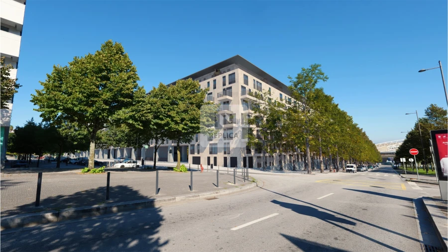 Apartamento T3 para Venda em Campanhã Foto 17