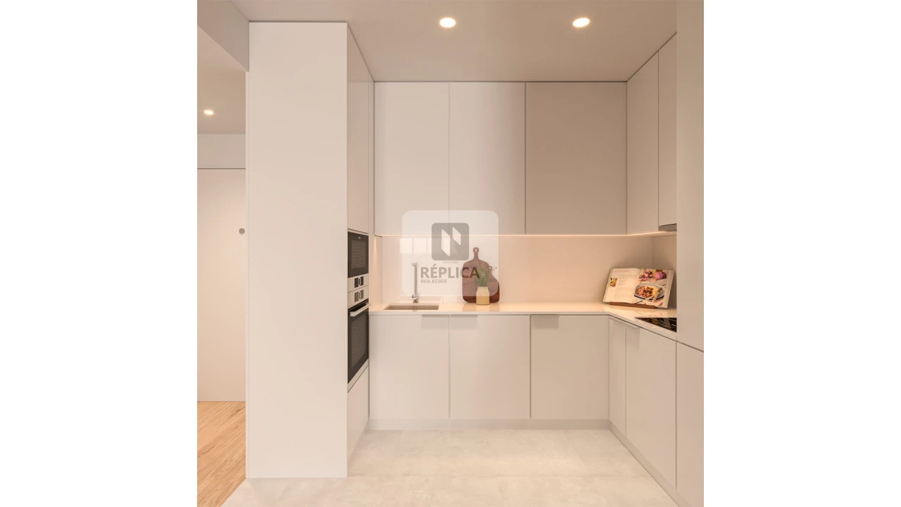 Apartamento T3 para Venda em Campanhã Foto 2