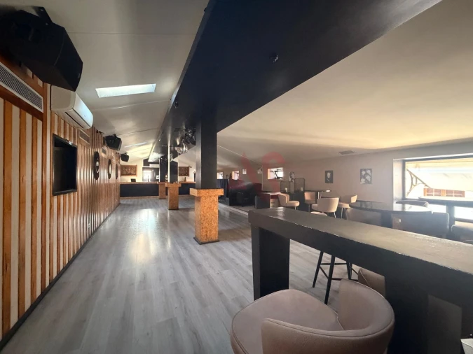 Loja para Trespasse em Caldas de Vizela (São Miguel e São João) Foto 1