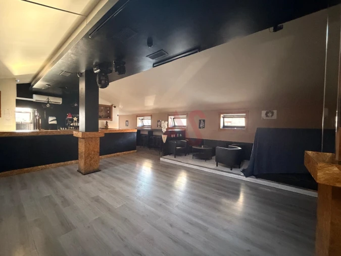 Loja para Trespasse em Caldas de Vizela (São Miguel e São João) Foto 6