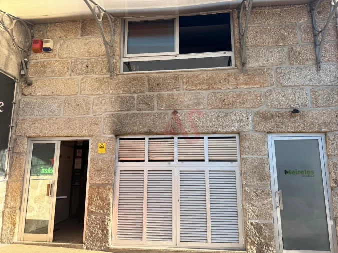 Loja para Trespasse em Caldas de Vizela (São Miguel e São João) Foto 2