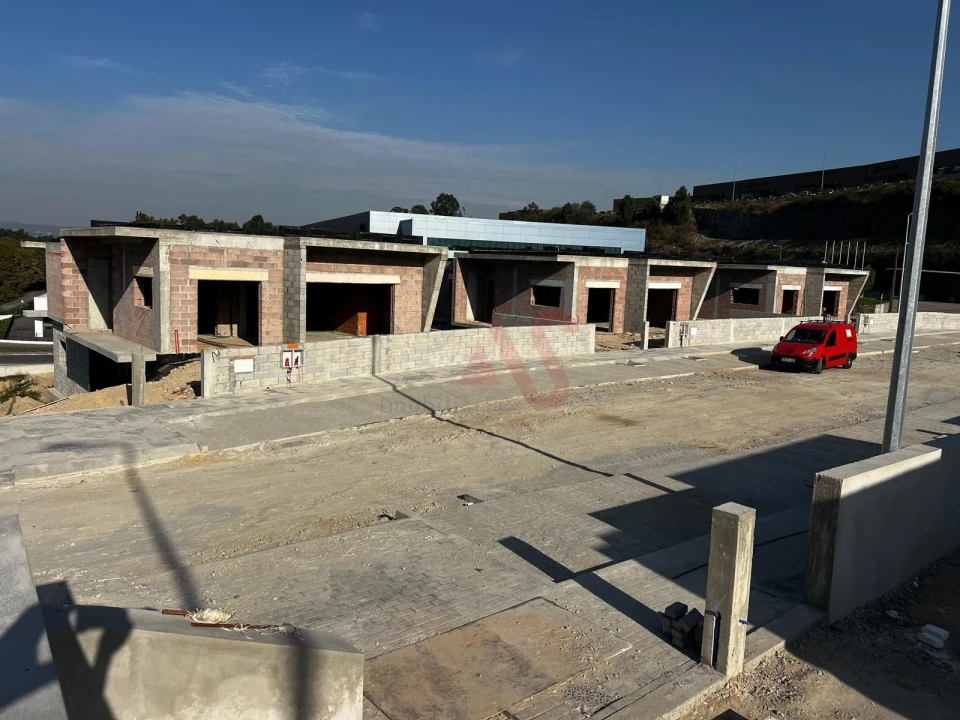 Moradia T3 para Venda em Silvares, Pias, Nogueira e Alvarenga Foto 13