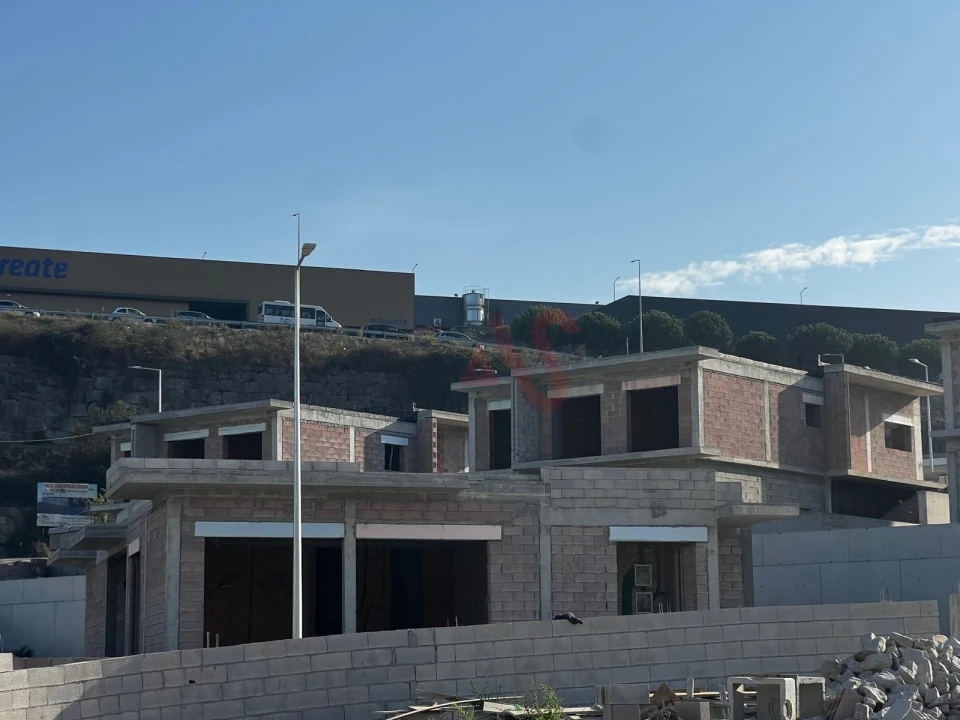 Moradia T3 para Venda em Silvares, Pias, Nogueira e Alvarenga Foto 2