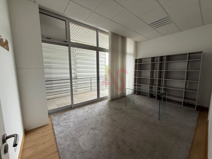 Escritório para Arrendamento em Ermesinde Foto 13