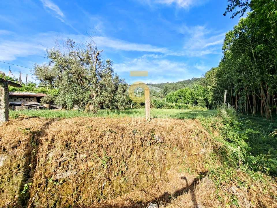 Moradia T3 para Venda em Real Foto 24