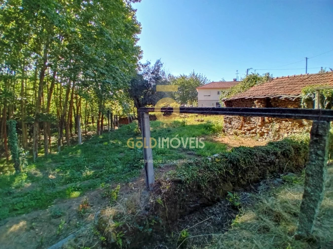 Moradia T3 para Venda em Real Foto 12