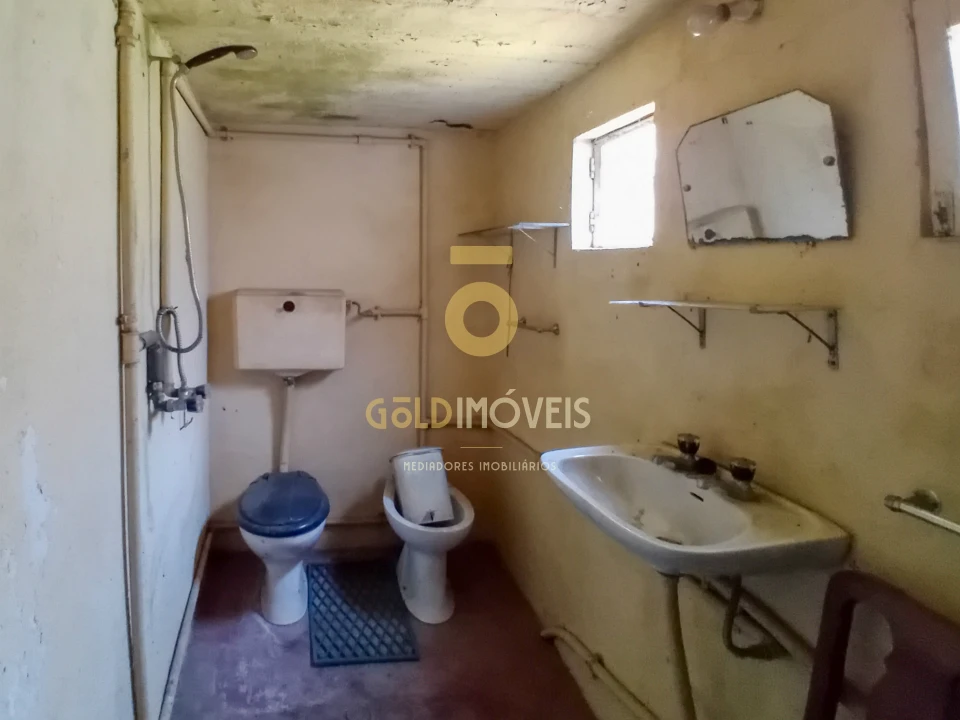 Moradia T3 para Venda em Real Foto 16