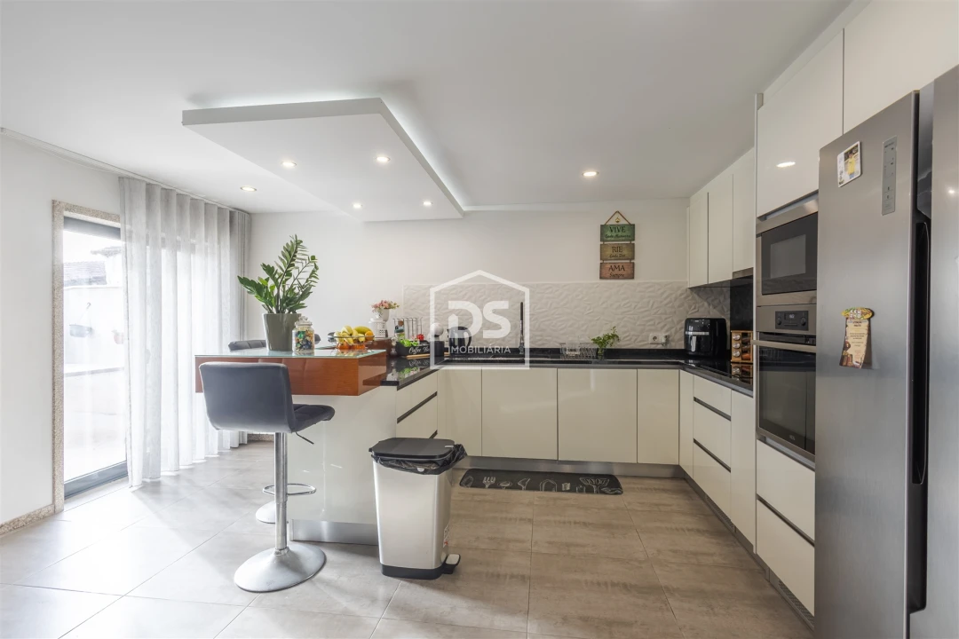 Moradia T3 para Venda em Abragão Foto 15