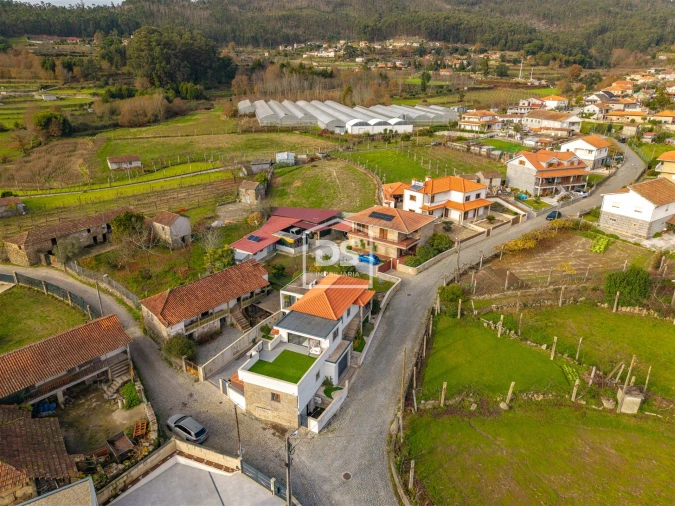 Moradia T3 para Venda em Abragão Foto 7