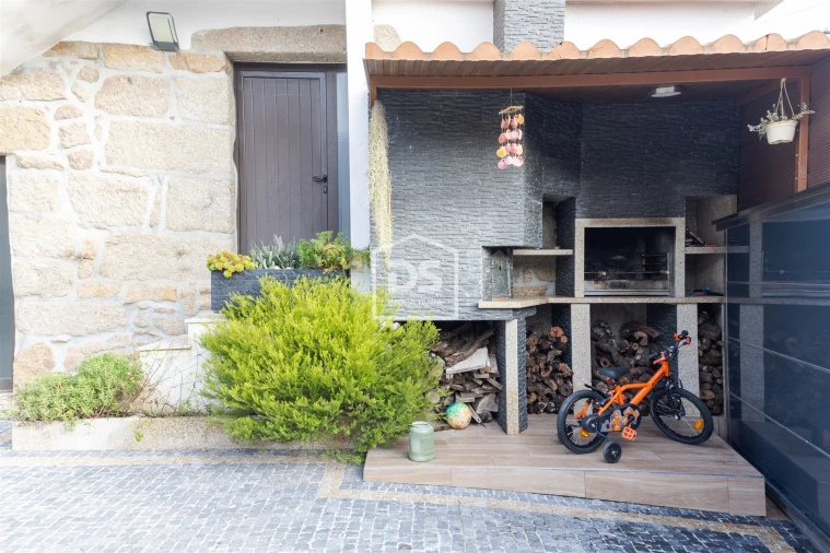 Moradia T3 para Venda em Abragão Foto 34