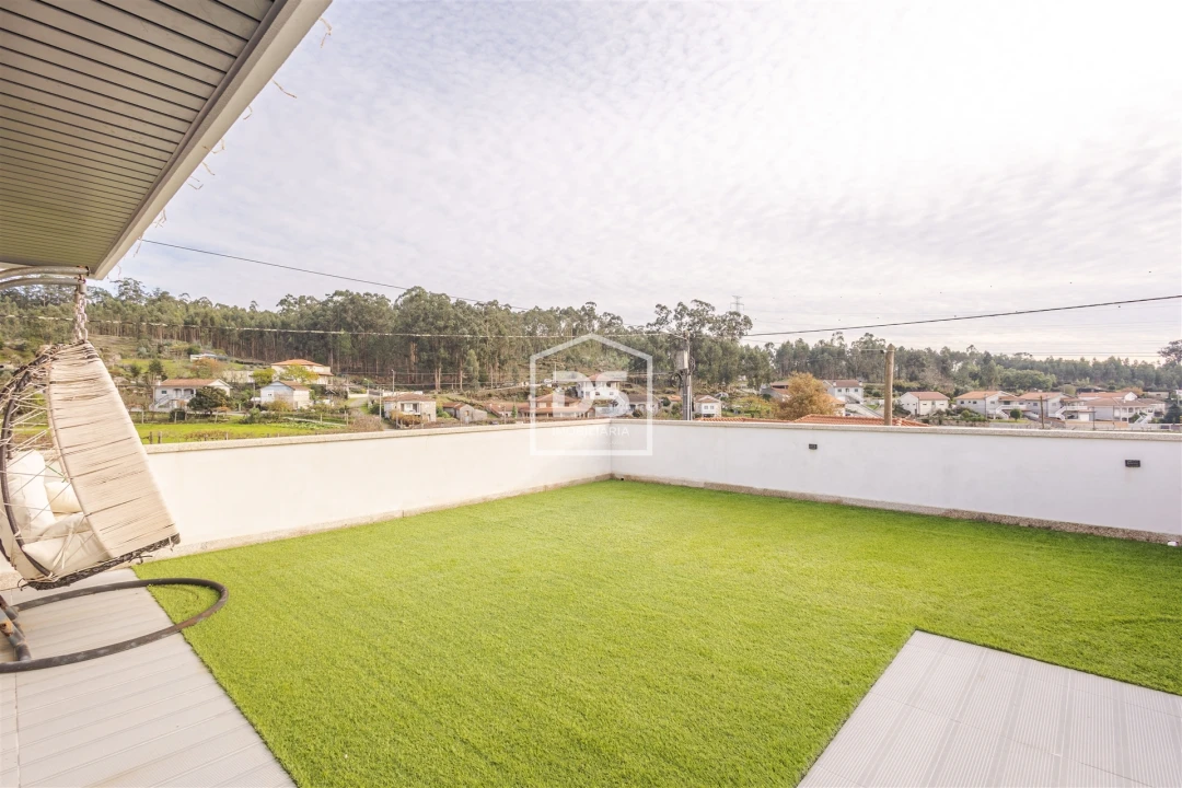 Moradia T3 para Venda em Abragão Foto 20