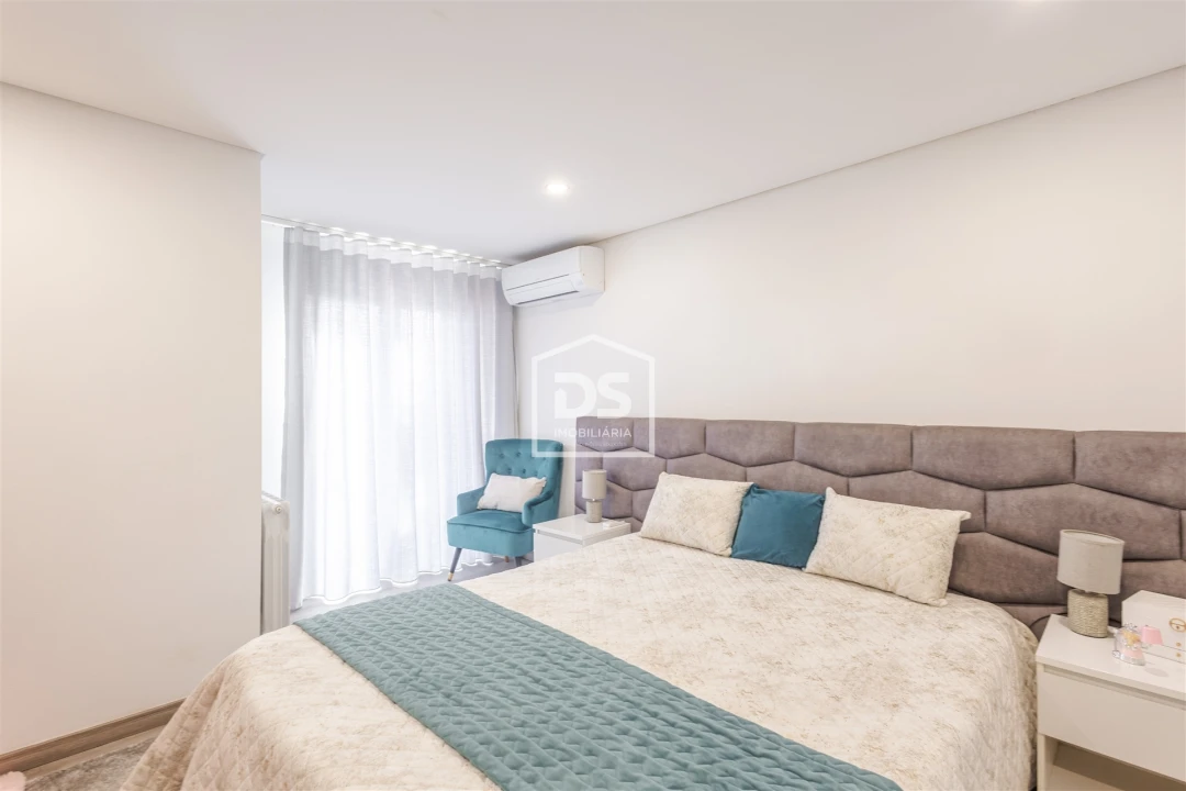 Moradia T3 para Venda em Abragão Foto 28