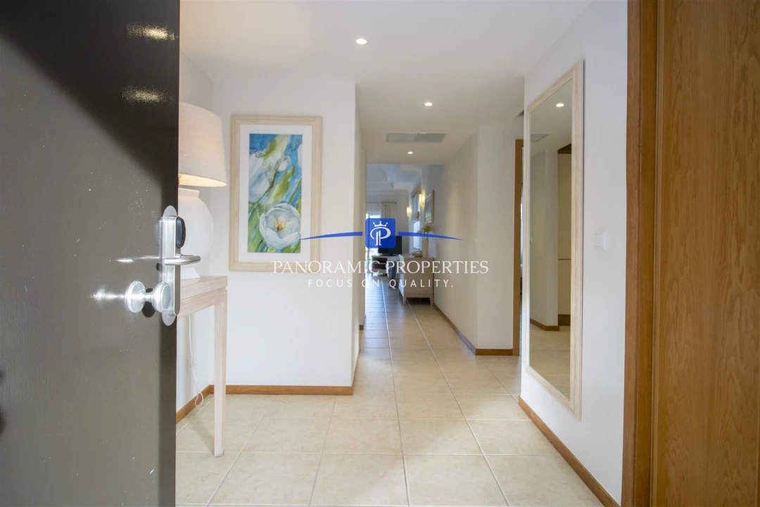 Apartamento T2 para Venda em Estômbar e Parchal Foto 6