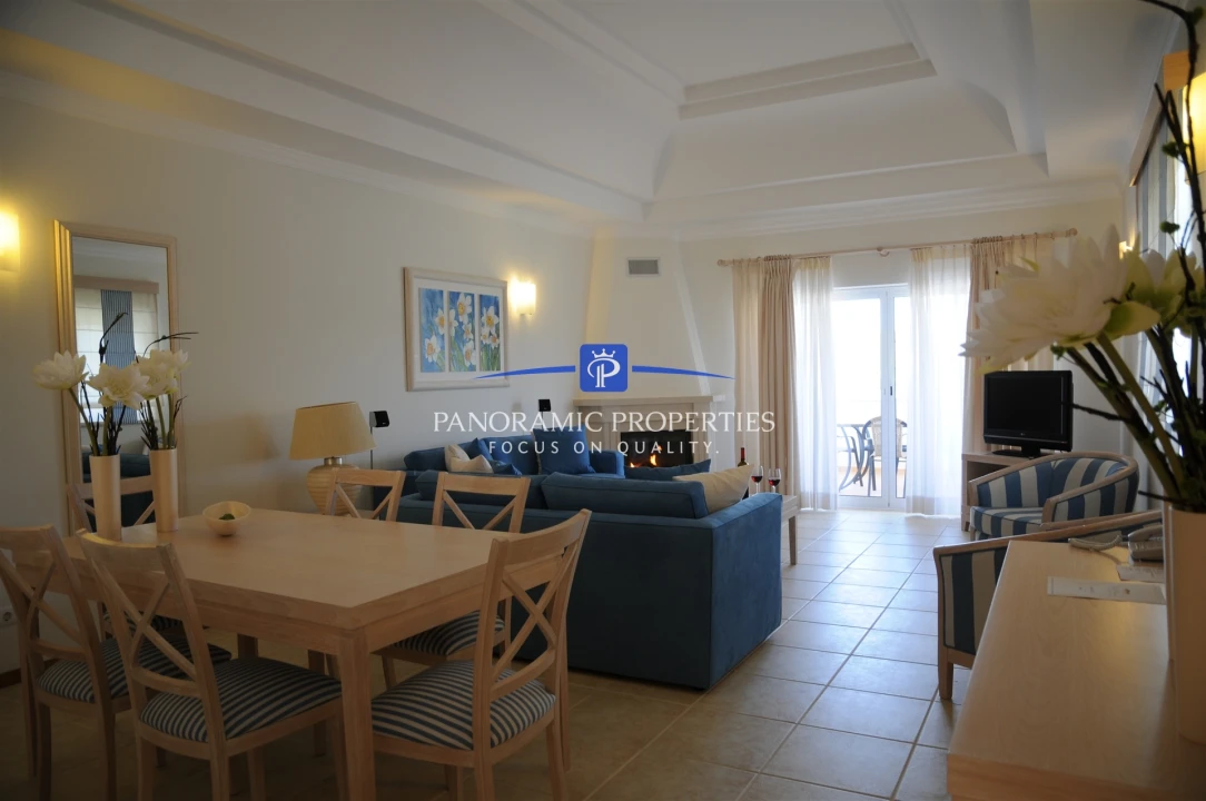 Apartamento T2 para Venda em Estômbar e Parchal Foto 5