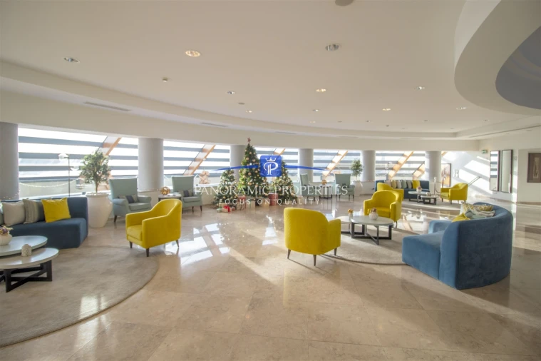 Apartamento T2 para Venda em Estômbar e Parchal Foto 18